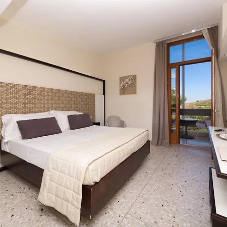 Gusmay Gusmay And Le Dune Hotel